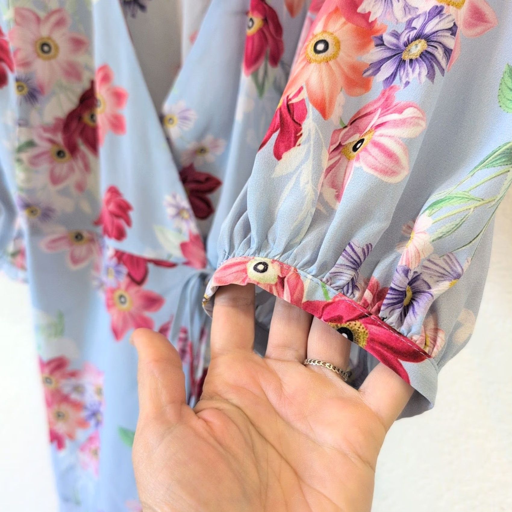 Amanda Uprichard Amanda Uprichard Silk Floral Wrap Dress Short S Women Blue Pink Purple 100% Silk EUC Size S / US 4 / IT 40 - 6 Thumbnail