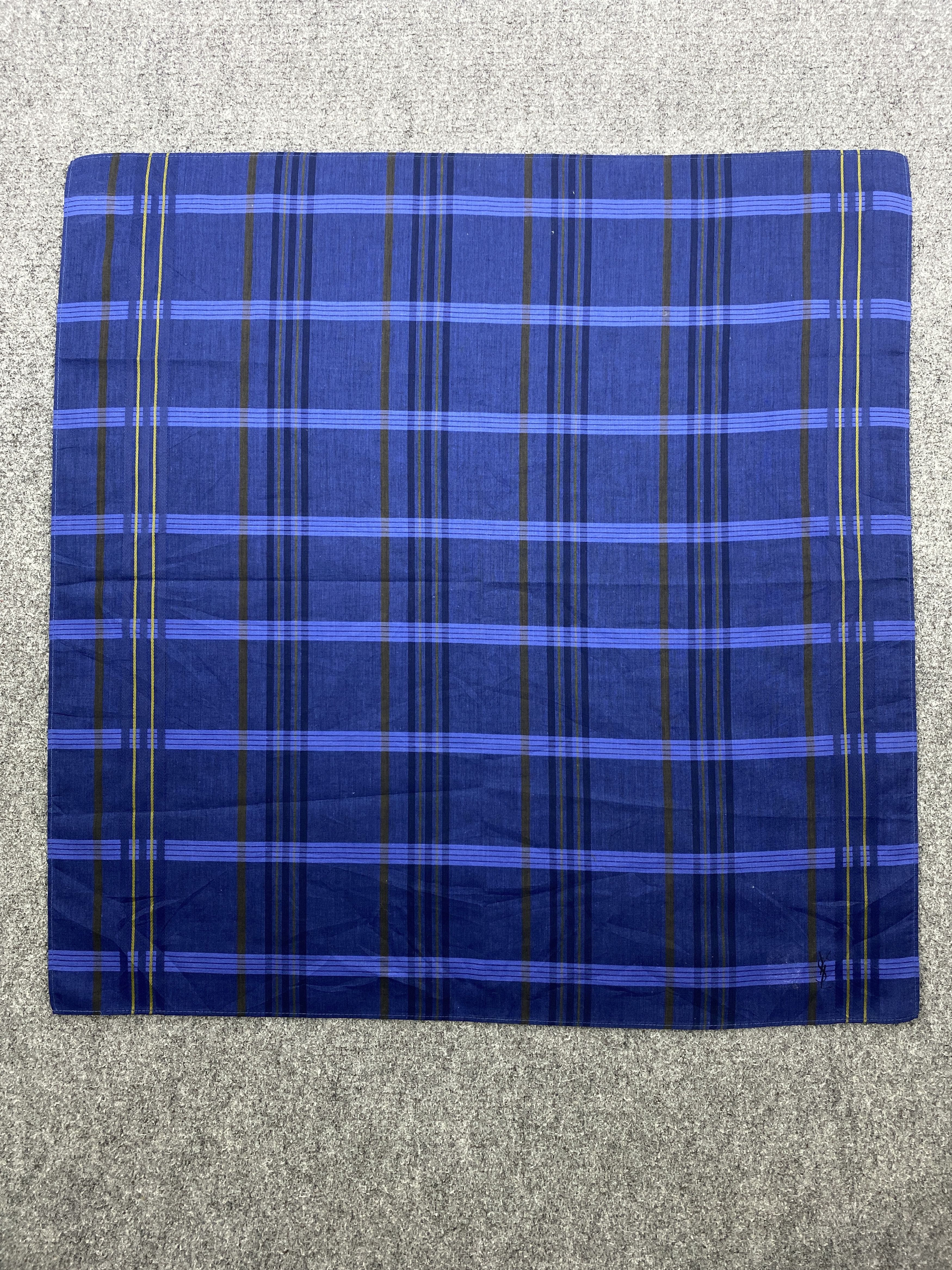 Vintage Yves Saint Laurent Handkerchief /Neckerchief HKC0713 Size ONE SIZE - 4 Thumbnail