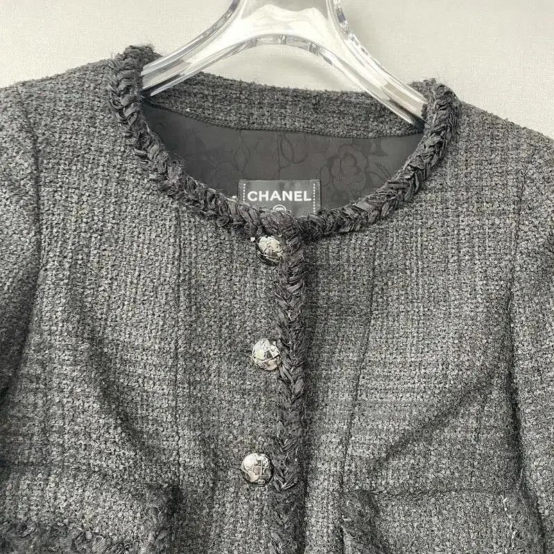 Chanel Chanel Black Women's Jacket Size S . Size S / US 4 / IT 40 - 7 Thumbnail