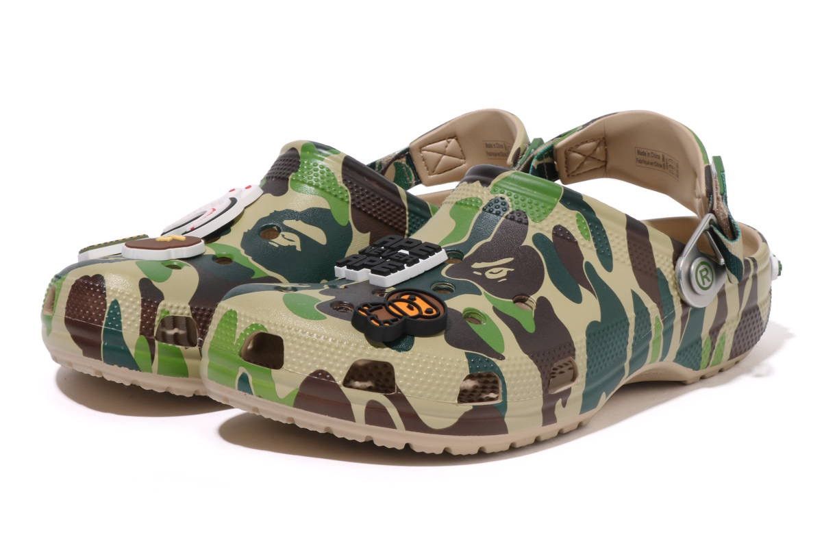 Bape × Crocs Crocs Classic Clog A Bathing Ape ABC Camo Green Size US 6 / EU 39 - 3 Thumbnail