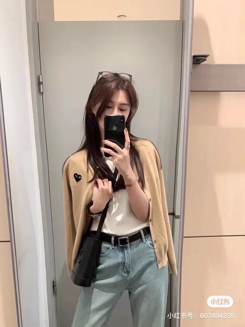 Comme des Garcons Comme Des Garcons Yellow Cardigan Round Neck Size L / US 10 / IT 46 - 1 Thumbnail