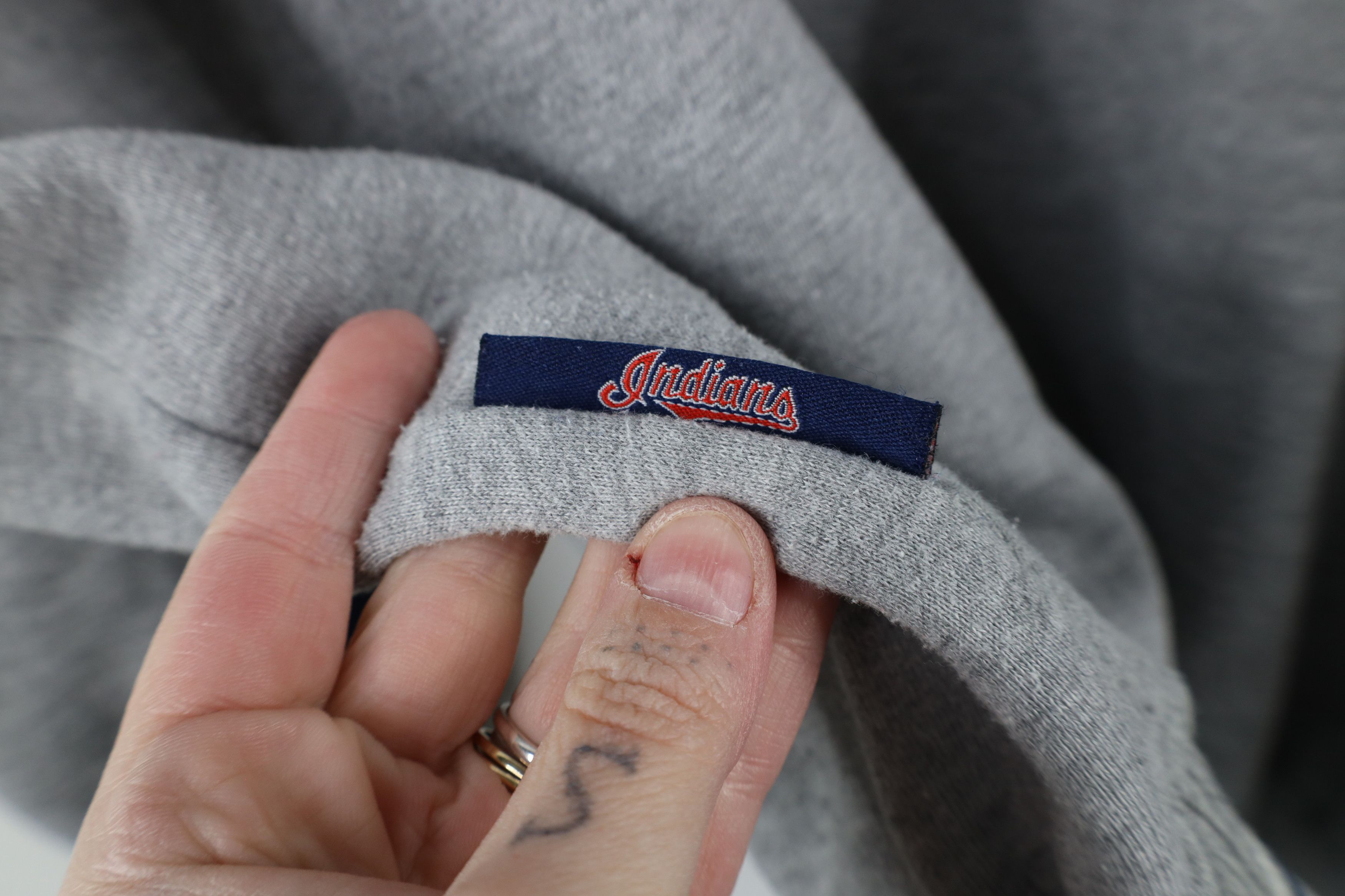 Vintage Vintage 90s Chief Cleveland Indians Baseball Sweatshirt Size US XL / EU 56 / 4 - 10 Thumbnail