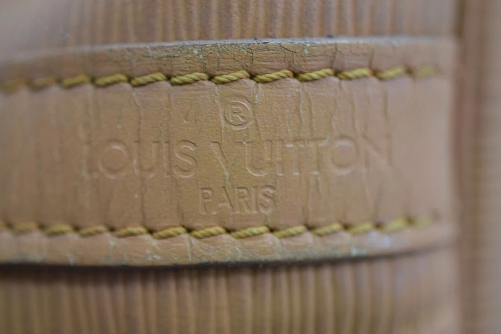 Louis Vuitton Auth Louis Vuitton Petit Noé Shoulder Bag Epi Leather M44108 Size ONE SIZE - 17 Thumbnail