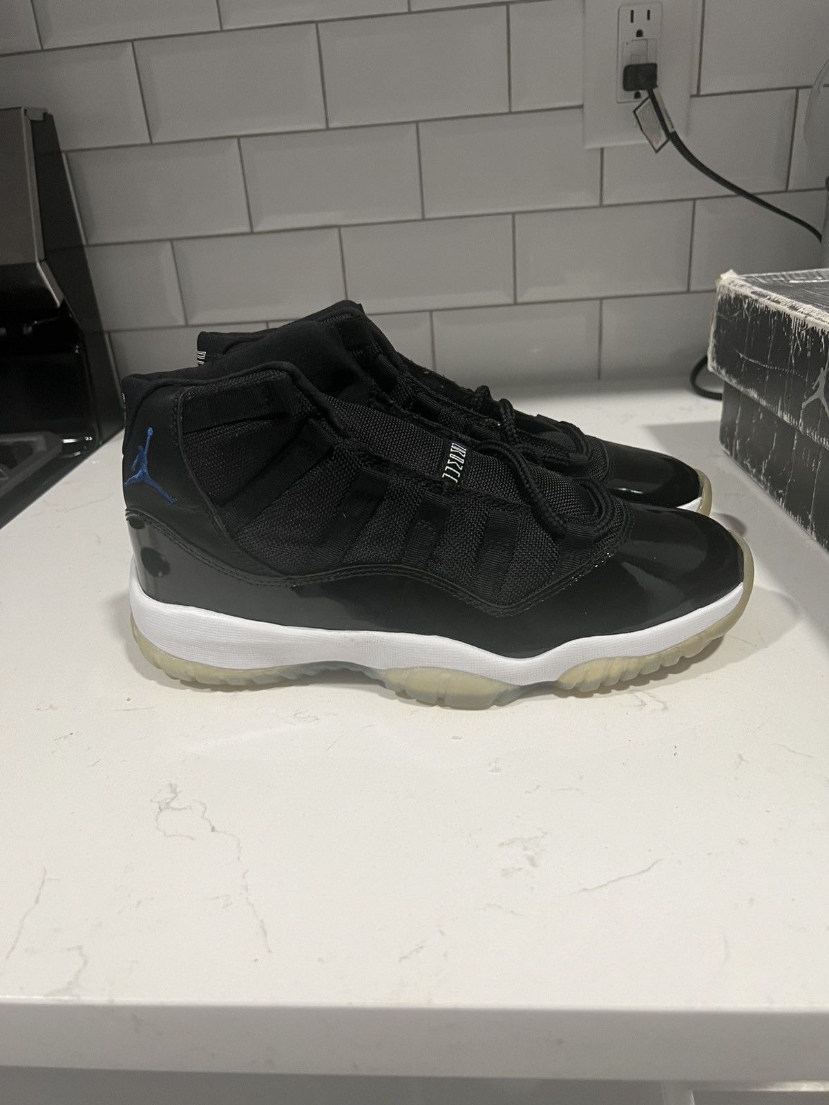 Jordan 11 sz 8 2000 release