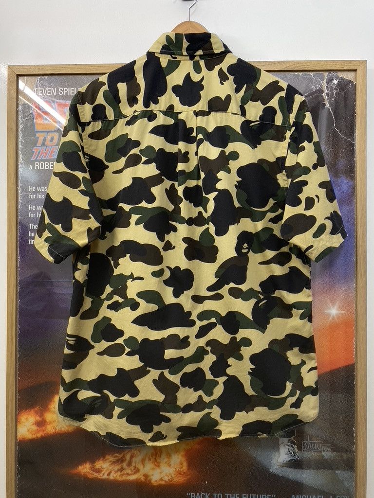 Bape 00s Vintage Bape Cut and Collage Camo Button Up Shirt Size US M / EU 48-50 / 2 - 4 Thumbnail