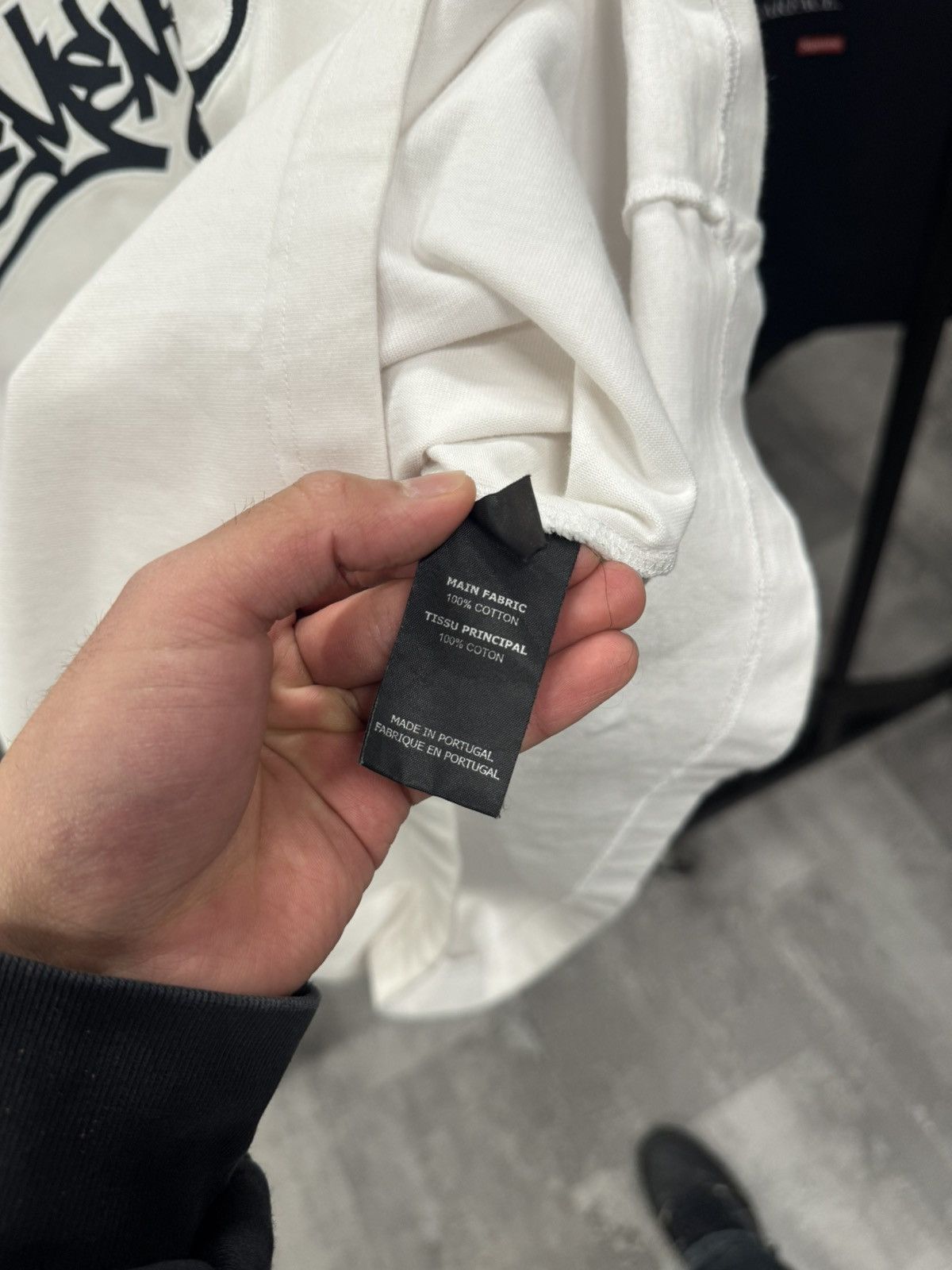 Vetements Vetement graffiti tee Size US XS / EU 42 / 0 - 8 Thumbnail