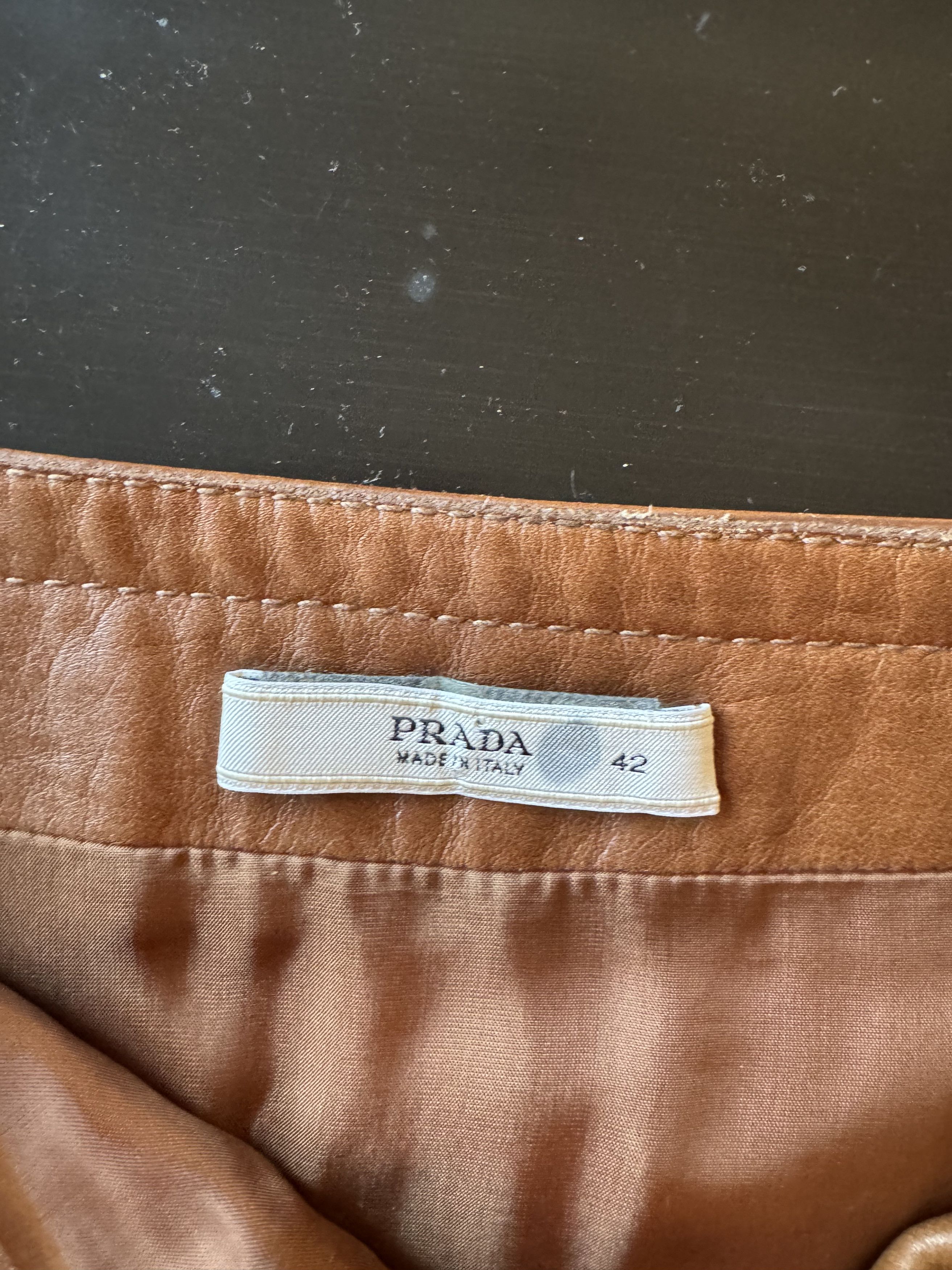Prada Knee length vintage Prada leather skirt Size 28" / US 6 / IT 42 - 4 Thumbnail