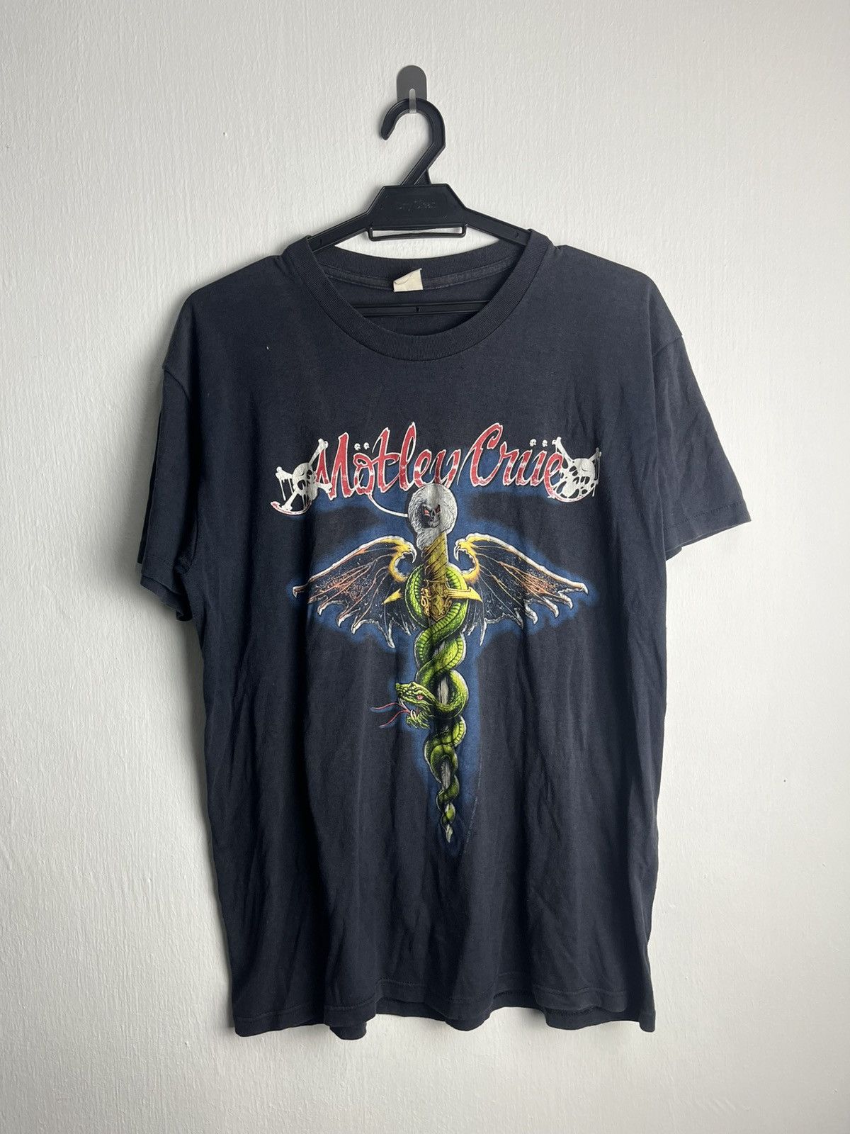 Vintage Vintage 89’s Motley Crue Size US S / EU 44-46 / 1 - 1 Thumbnail