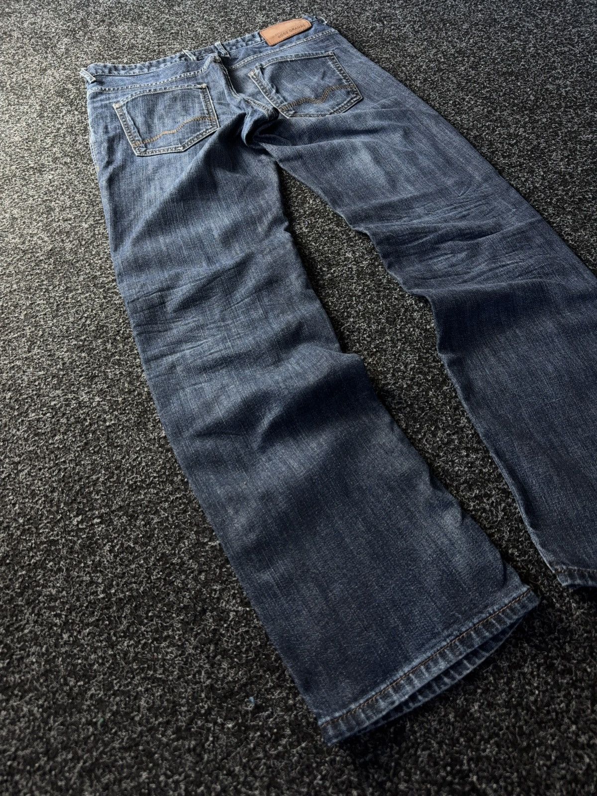 Hugo Boss Luxury Hugo Boss Distressed orange tab denim pants jeans Size US 33 - 10 Thumbnail