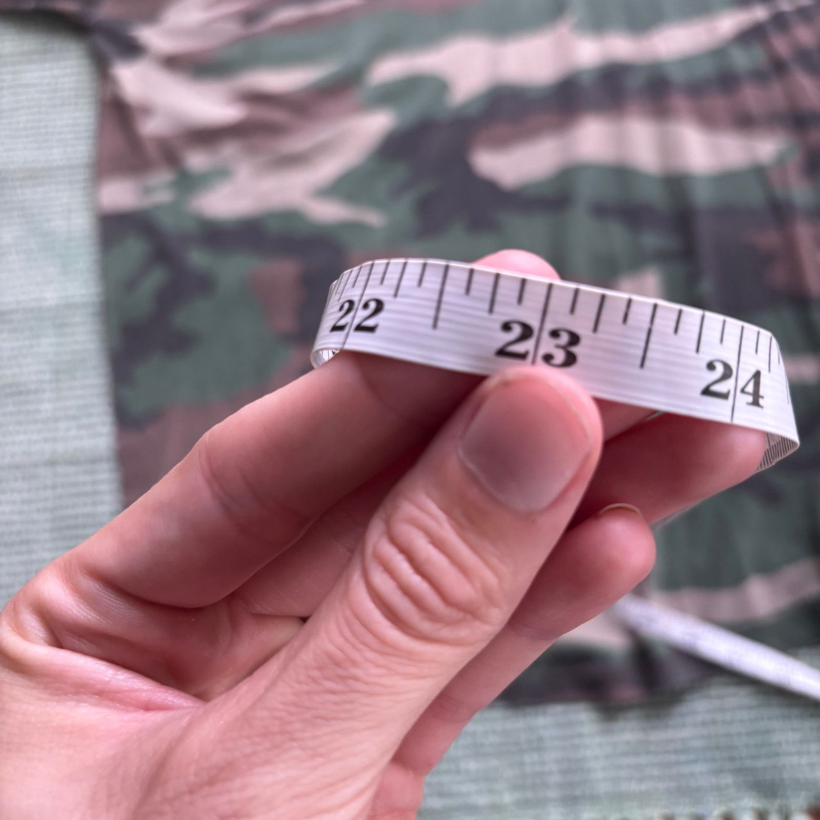 Vintage Vintage 1980s Single Stitched Camo Pocket Tee Sz XL Size US XL / EU 56 / 4 - 7 Thumbnail
