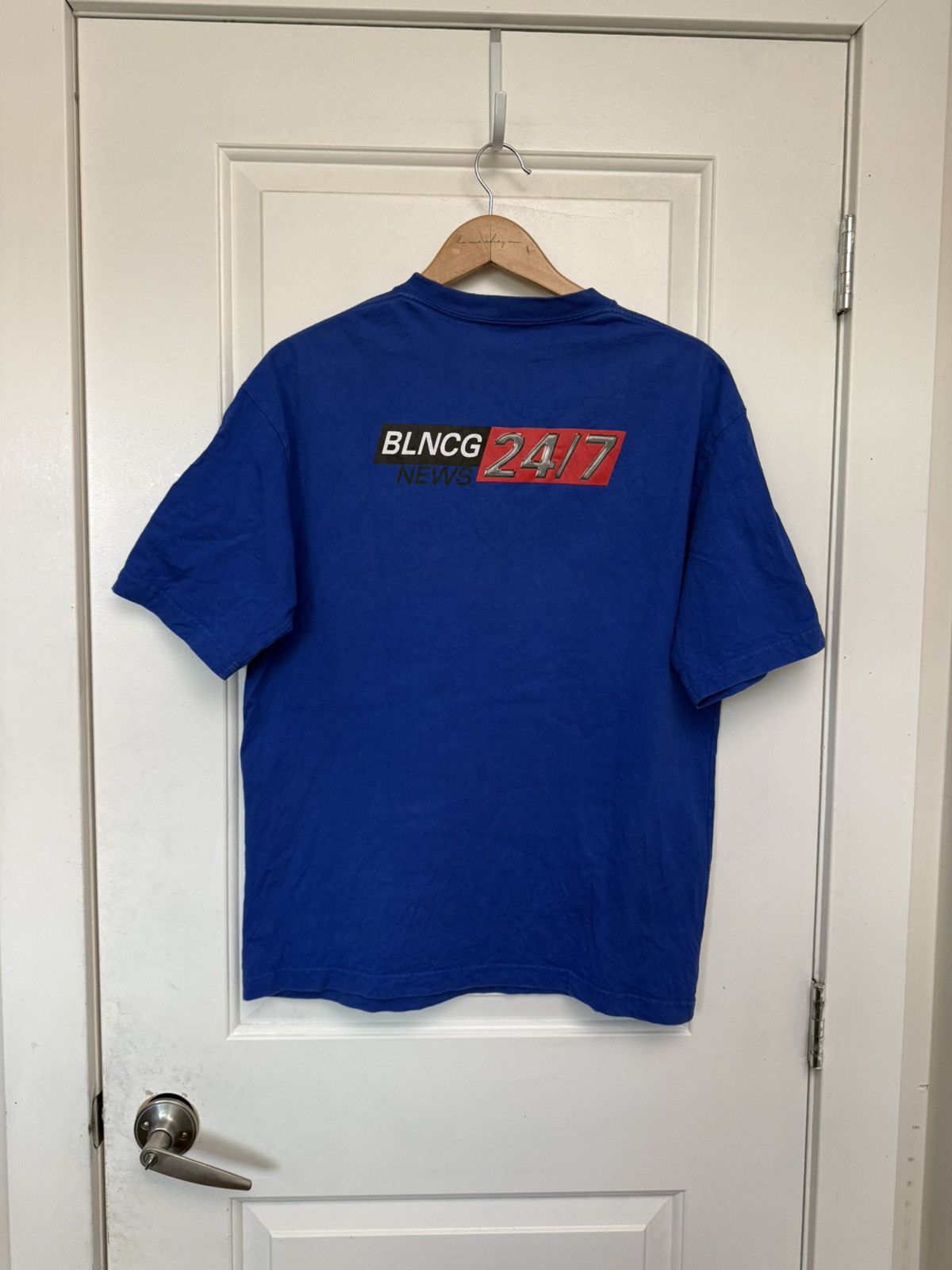 Balenciaga BALENCIAGA BLNCG NEWS 24/7 T-SHIRT Size US S / EU 44-46 / 1 - 2 Thumbnail