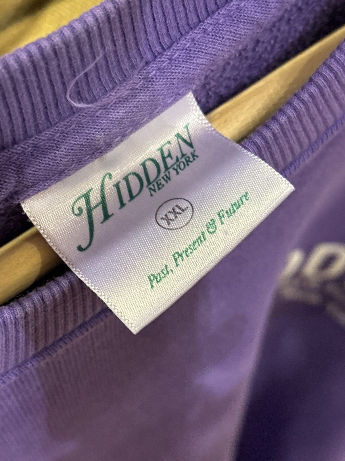 Hidden NY Vintage Logo Crewneck