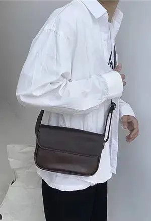 Japanese Brand Retro dark brand faux leather shoulder bag Size ONE SIZE - 1 Thumbnail