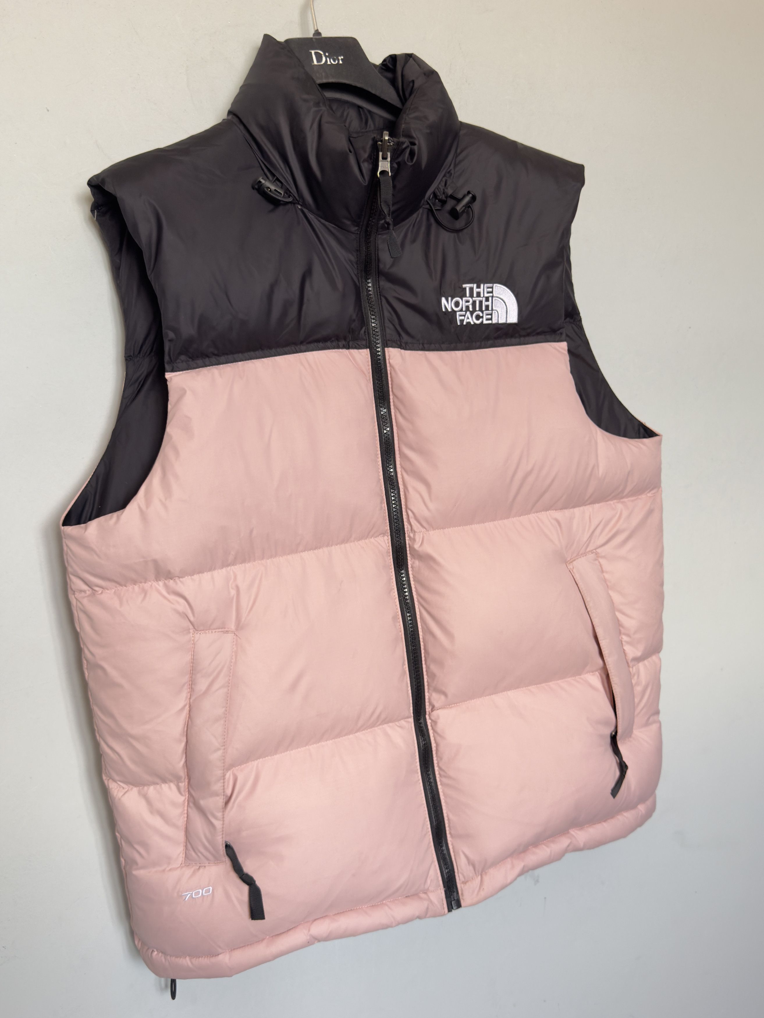 The North Face Vest 700 puffer rare pink salmon and black the north face Size US L / EU 52-54 / 3 - 2 Thumbnail