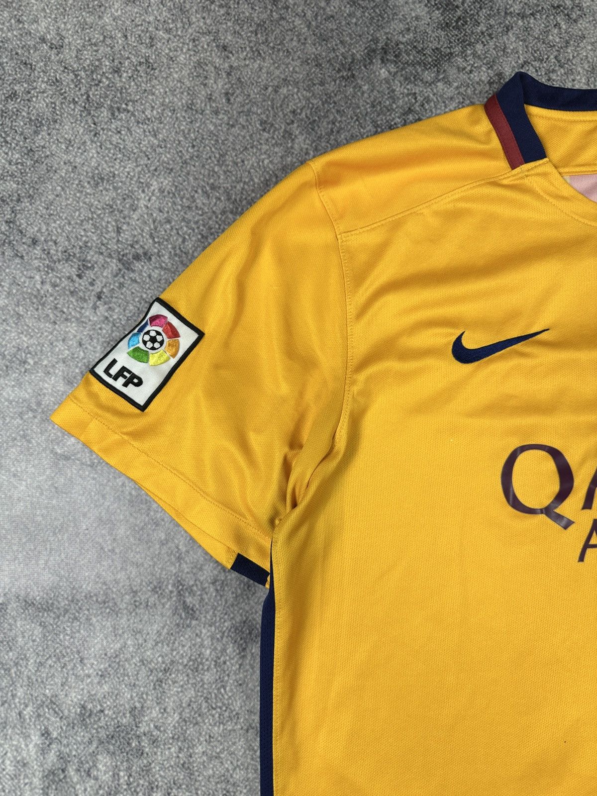 Nike Vibtage Nike F.C.Barcelona Soccer Jersey Blokecore XL Rare Size US XL / EU 56 / 4 - 2 Thumbnail