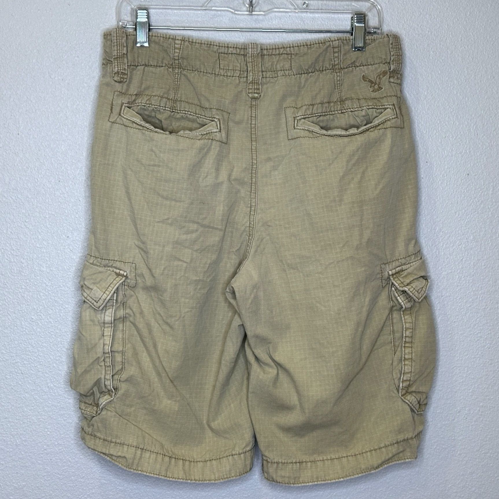 American Eagle Outfitters American Eagle Longboard Ripstop Cargo Shorts Mens 30 Light Khaki Tan Size US 30 / EU 46 - 4 Thumbnail