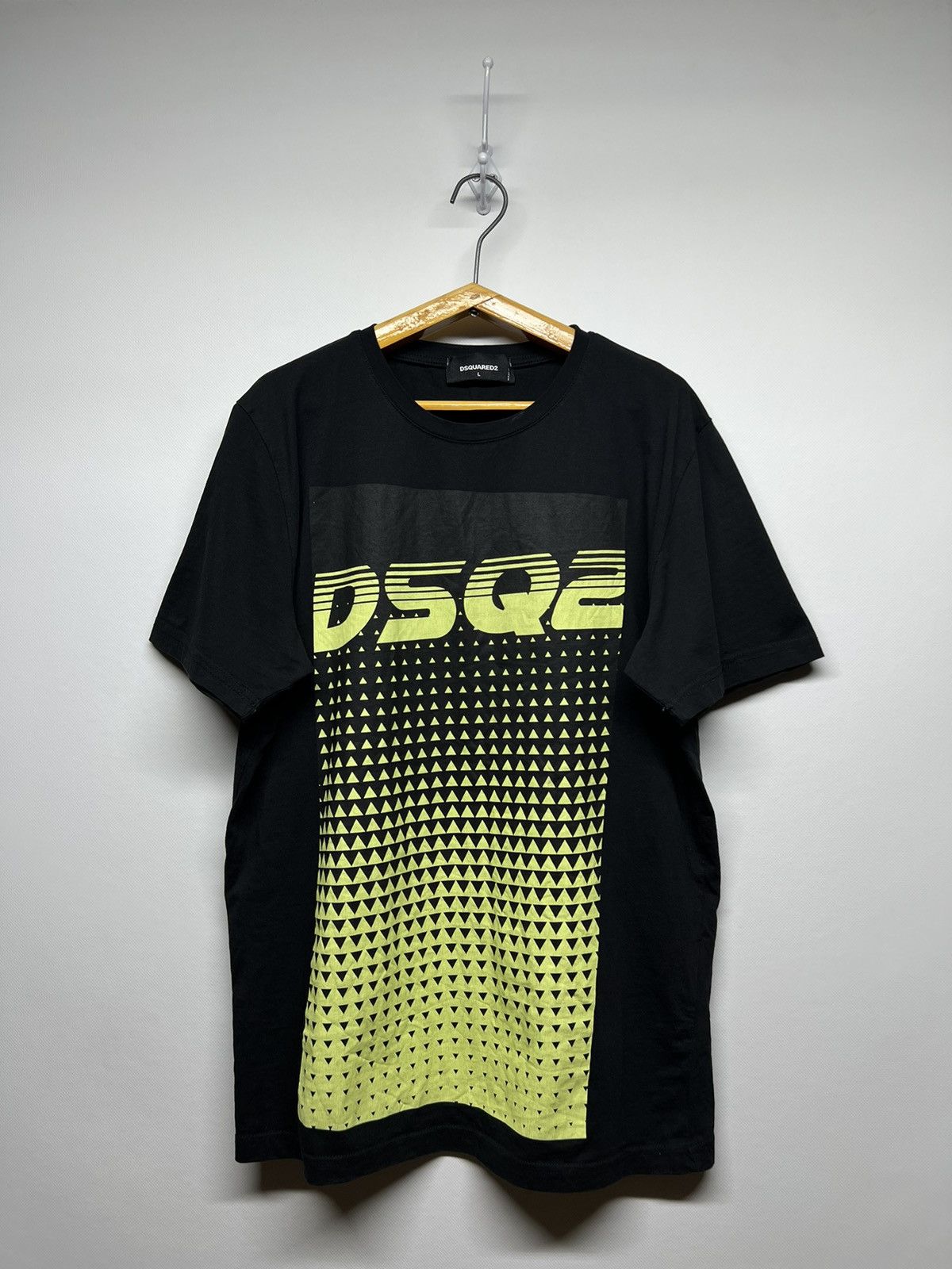 Dsquared2 Vintage Y2k Dsquared2 Big Logo T-Shirt 00’s Size US L / EU 52-54 / 3 - 1 Thumbnail