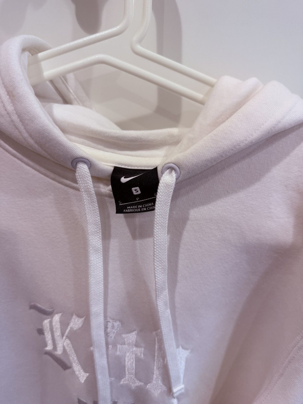 Kith × Nike Kith x Nike x LBJ Size US M / EU 48-50 / 2 - 2 Thumbnail