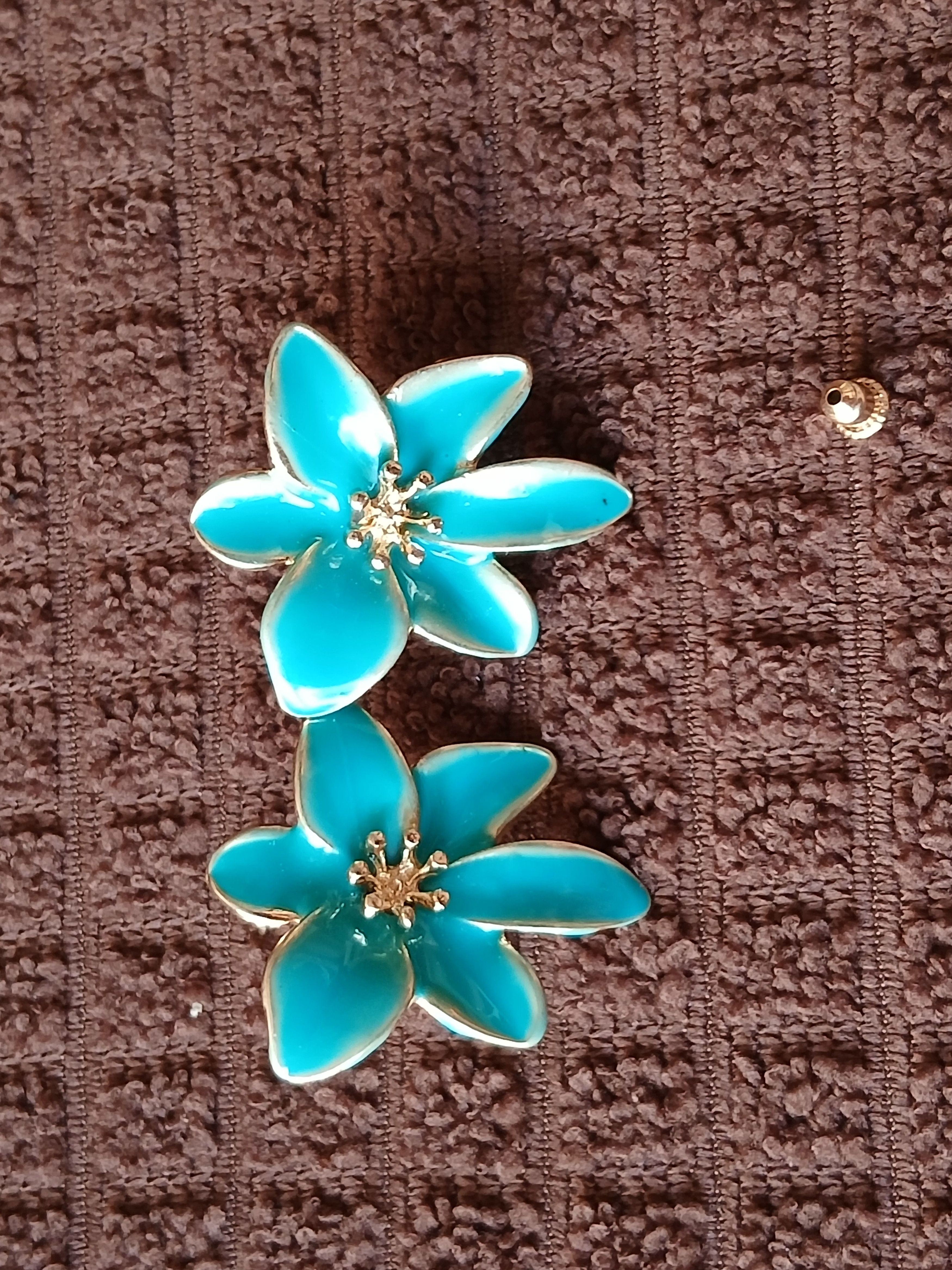 Other Teal Flower Studs Size ONE SIZE - 1 Preview