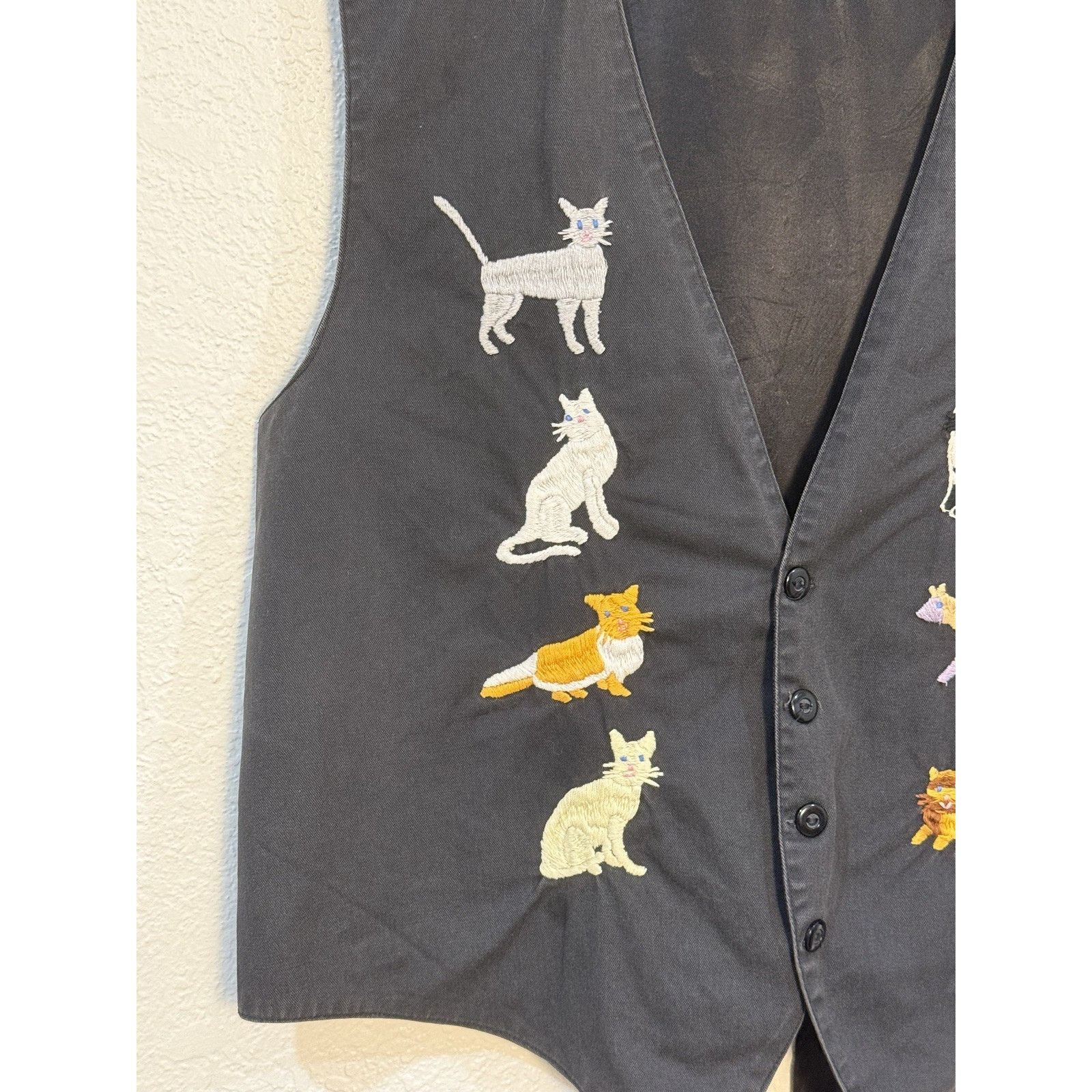 Handmade Women's Black Embroidered Cat Vest with Back Belt 23W Size M / US 6-8 / IT 42-44 - 3 Thumbnail