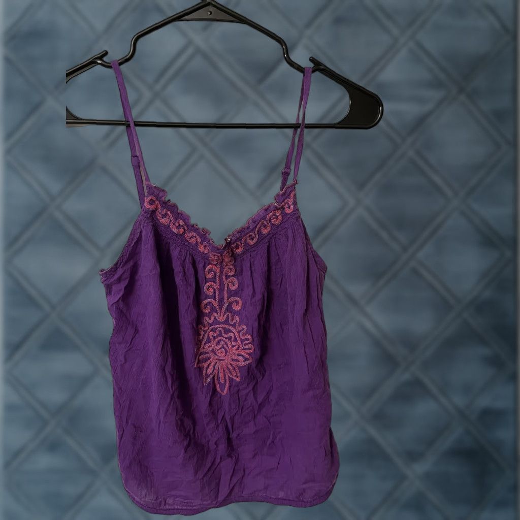 Old Navy Old Navy Tank Top Denim Boho Purple Small Women Sleeveless Spaghetti Strap V-Neck Bohemian/Peasant Shirt, Regular Fit Size S / US 4 / IT 40 - 1 Thumbnail