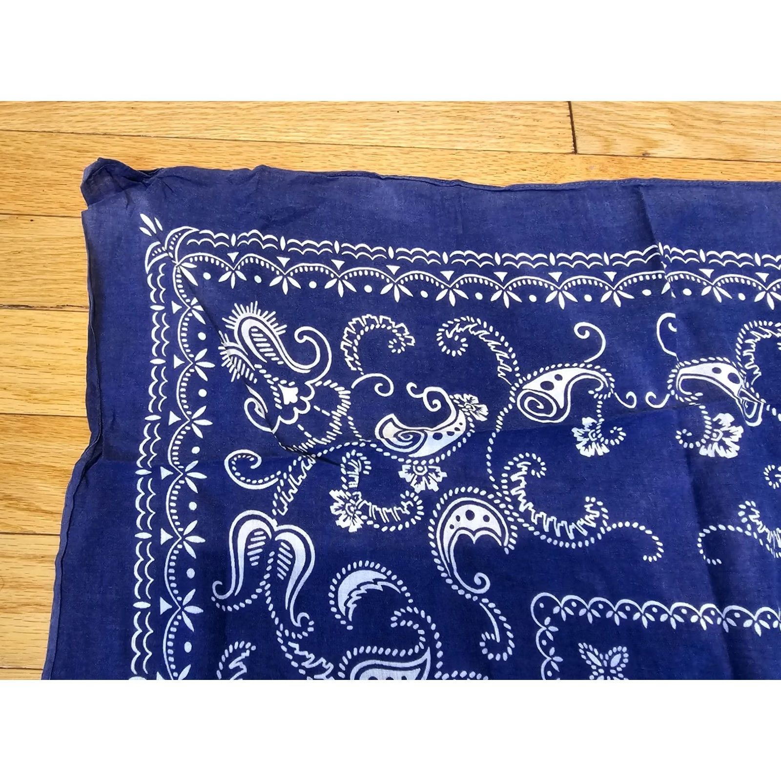 Vintage VINTAGE Bandana Navy Elephants 50's 24INCH X 24INCH Scarf Mens Cotton Western Pattern Solid XS? Size ONE SIZE - 3 Thumbnail