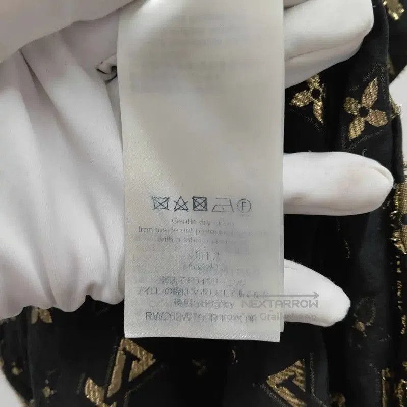 Louis Vuitton Louis Vuitton Black Spring Autumn Short Sleeve T. Size M / US 6-8 / IT 42-44 - 4 Thumbnail