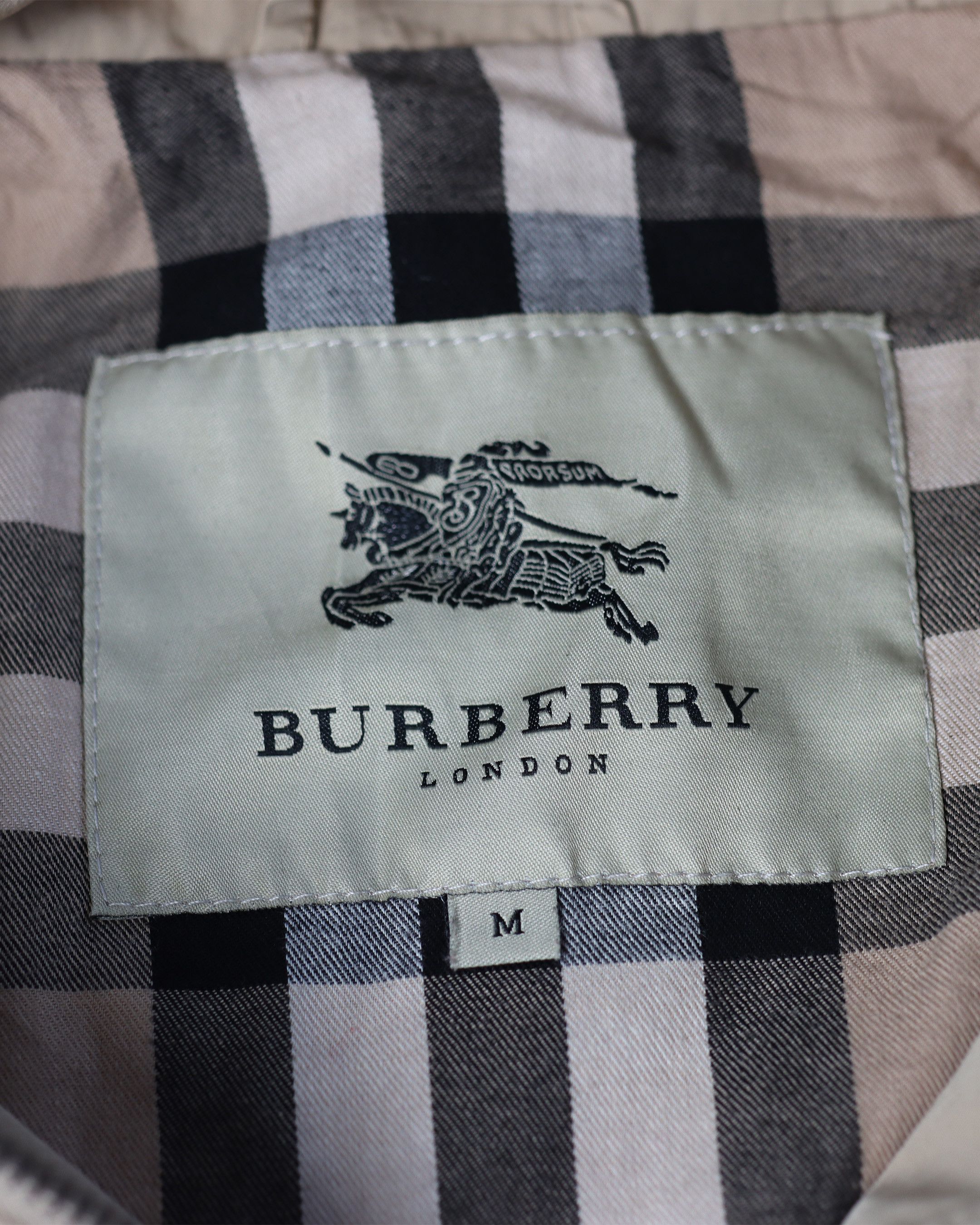 Burberry Vintage Burberry Nova Check Hooded Jacket Size US M / EU 48-50 / 2 - 11 Thumbnail