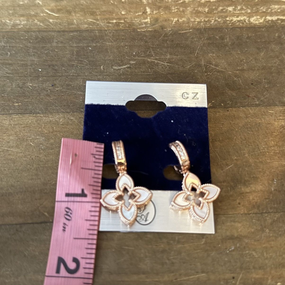 Other Rose gold mother of pearl inlay CZ clover dangle earrings Size ONE SIZE - 3 Thumbnail