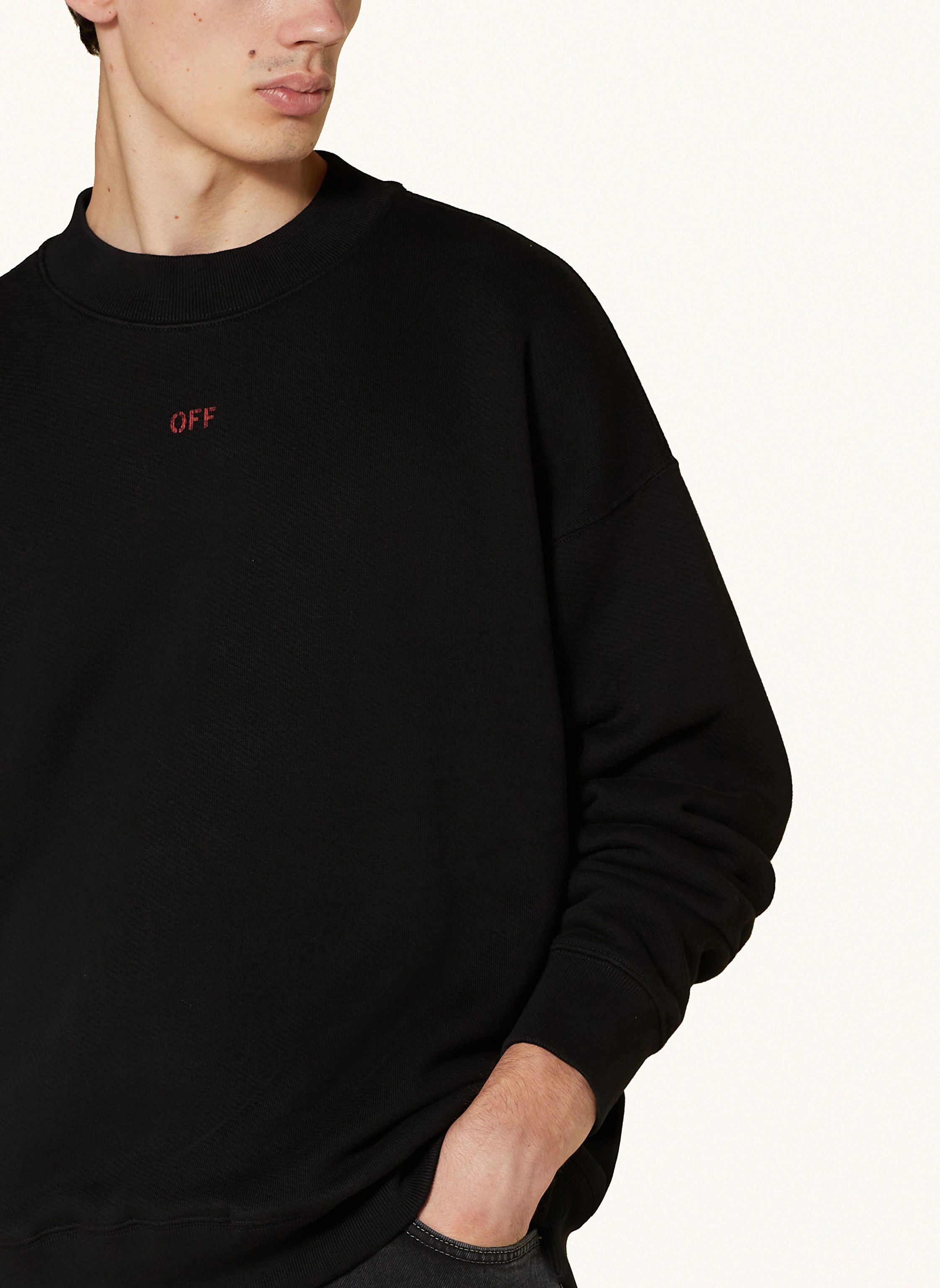 Off-White o1s22i1n1124 Crewneck Sweatshirt in Black Size US XL / EU 56 / 4 - 4 Thumbnail