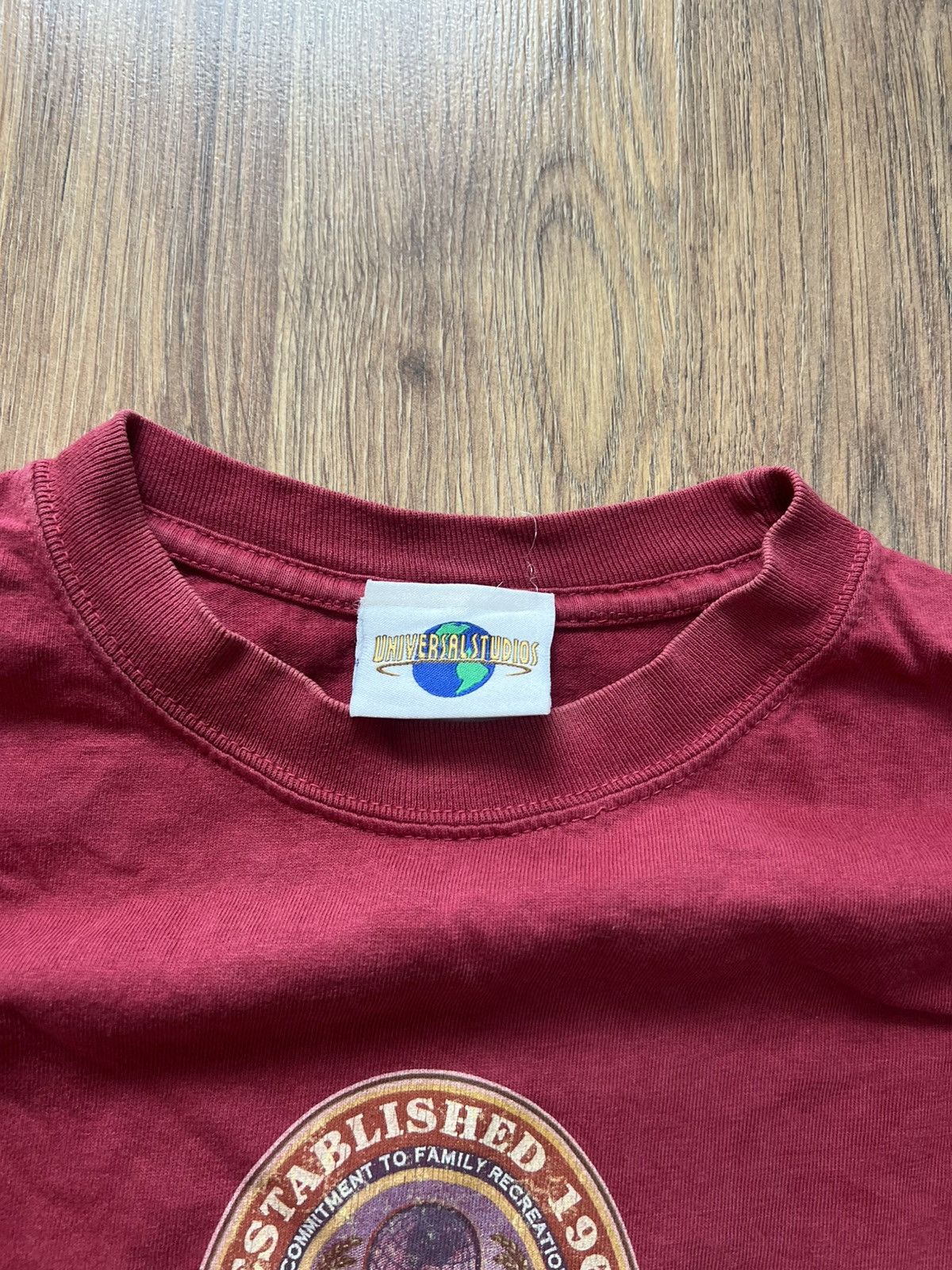 Universal Studios Universal Studios Burgundy T-Shirt Size US M / EU 48-50 / 2 - 5 Thumbnail