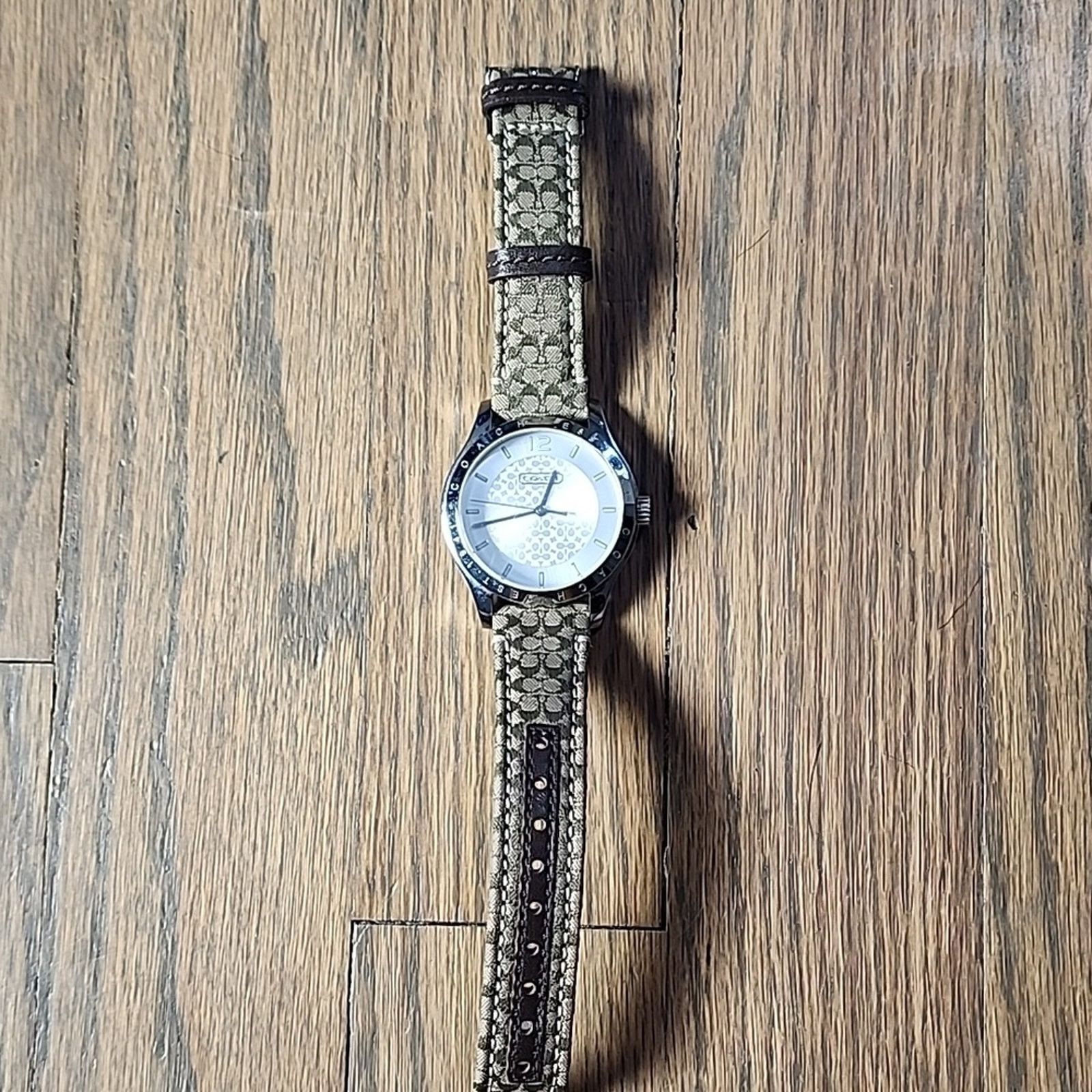 Coach Vintage Classic Coach Tan Signature C Fabric Watch Size ONE SIZE - 1 Thumbnail
