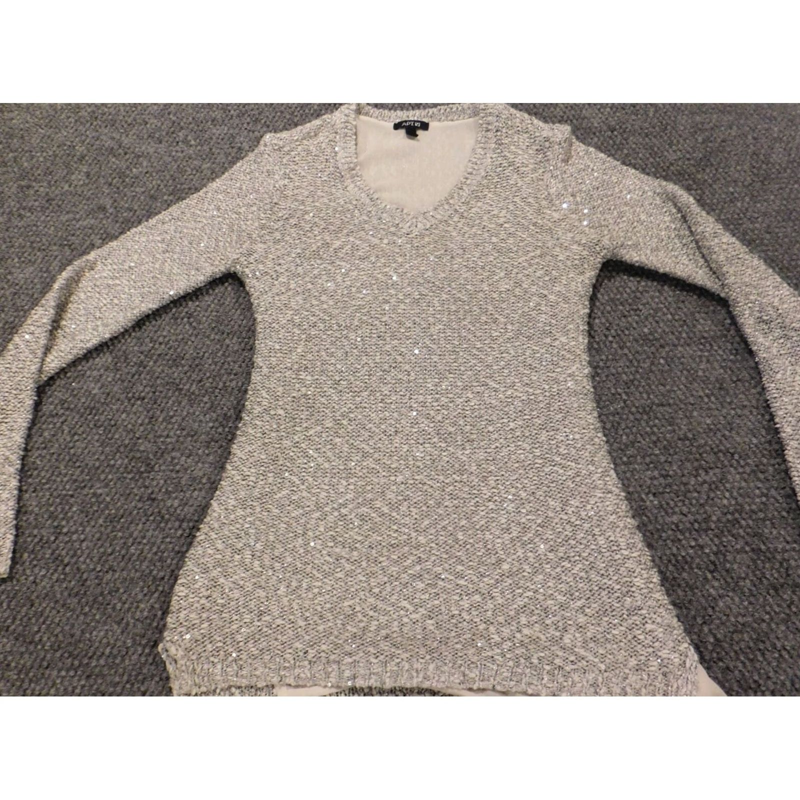 Apt. 9 Apt 9 Womens Sweater Small gray pullover crewneck lined Knit Long Sleeve Embroidered Classic Knit Style Casual Men? No Size S / US 4 / IT 40 - 4 Thumbnail