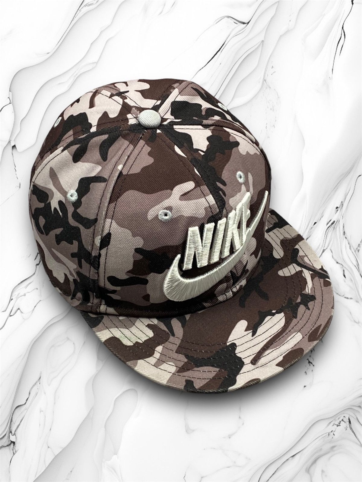 Nike Nike Y2K military print hype cap Size ONE SIZE - 1 Thumbnail