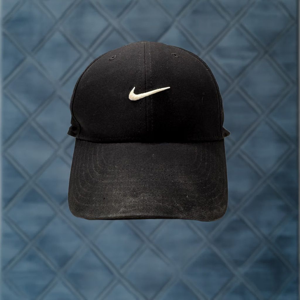 Nike KAWS X MLB YANKEES SIZE S/M Snapback | Grailed