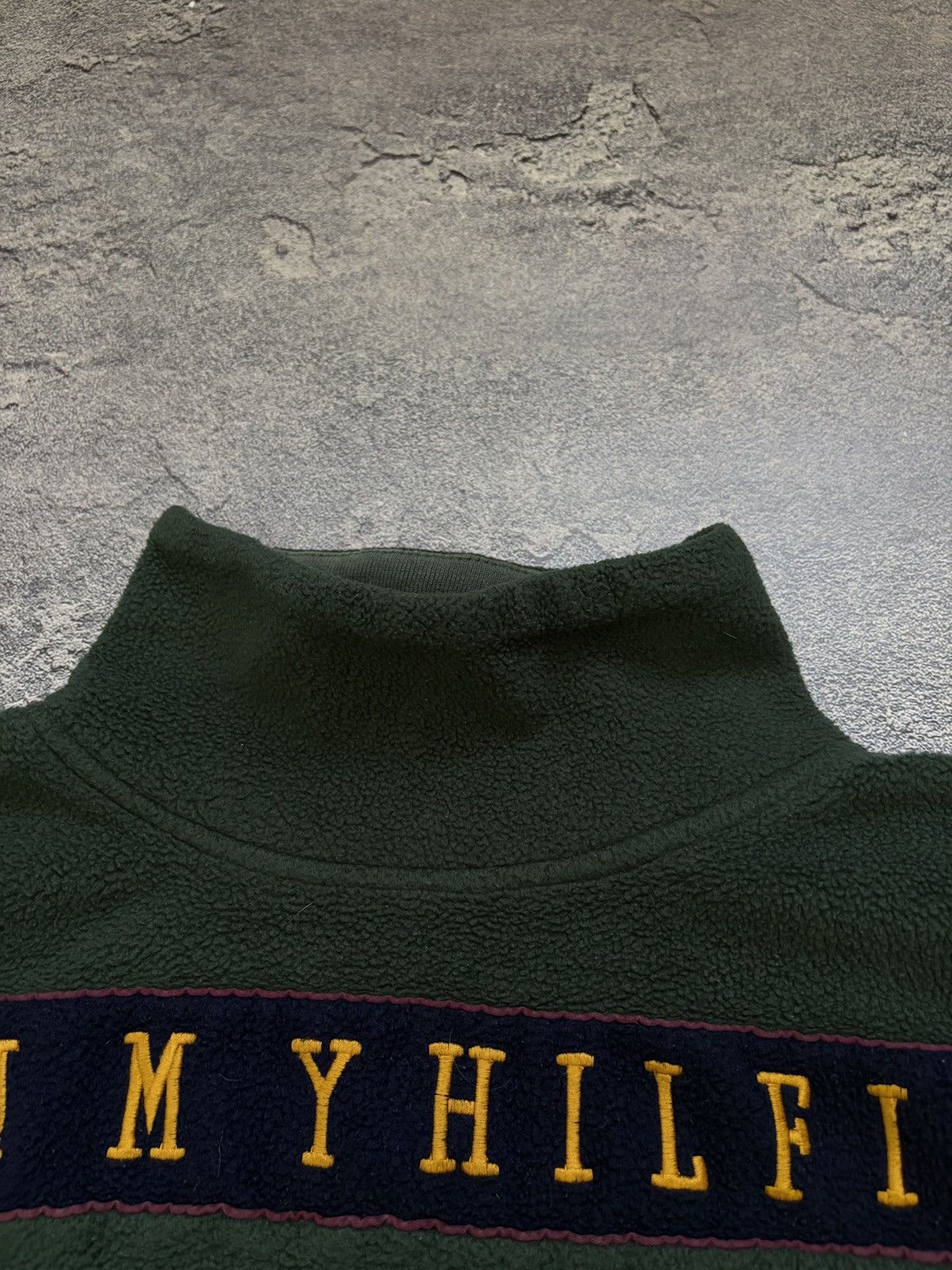 Tommy Hilfiger Vintage Tommy Hilfiger Fleece Jacket Green Big Logo 90s S Size US S / EU 44-46 / 1 - 14 Thumbnail