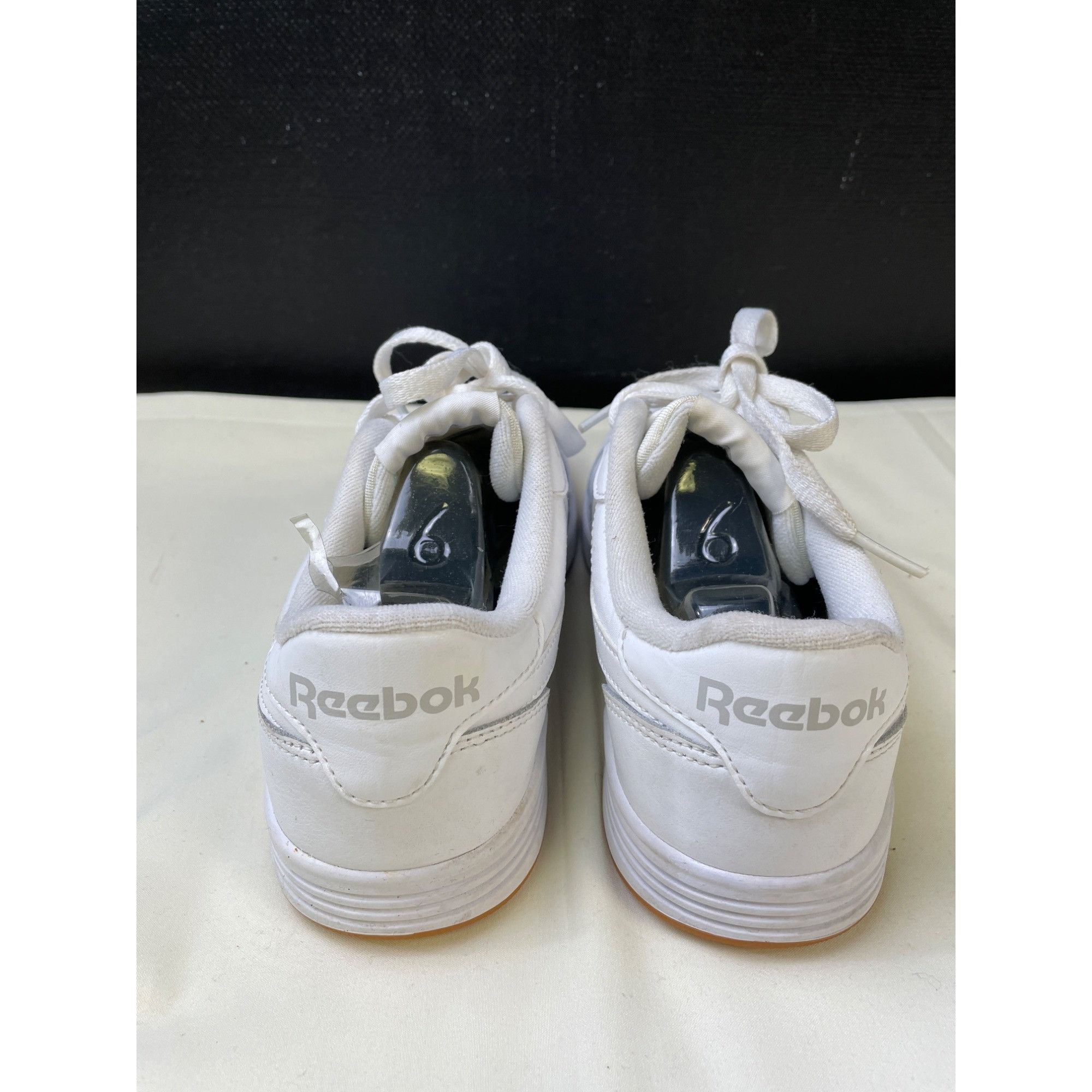 Reebok Reebok Women's Club MEMT Leather White Sneakers / Shoes Size Size US 8 / IT 38 - 6 Thumbnail
