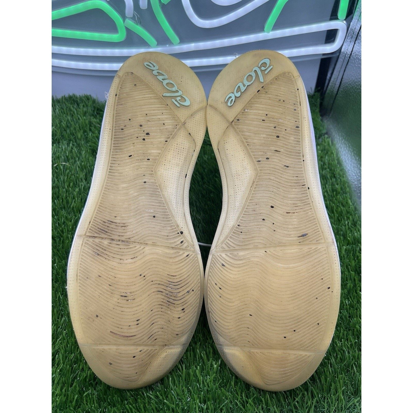 Other Clove Classic Core Nursing Sneakers Womens Size 9 M7.5 Size US 9 / IT 39 - 7 Thumbnail