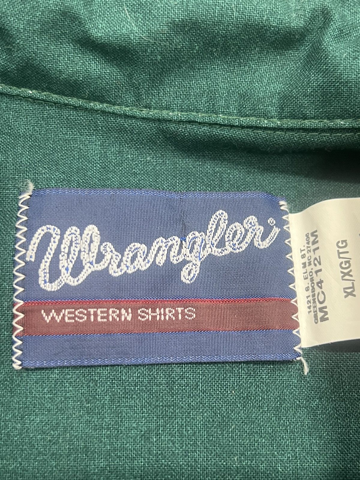 Vintage Vintage 80s Wrangler Aztec Striped Pearl Snap Western Shirt Size US XL / EU 56 / 4 - 4 Thumbnail