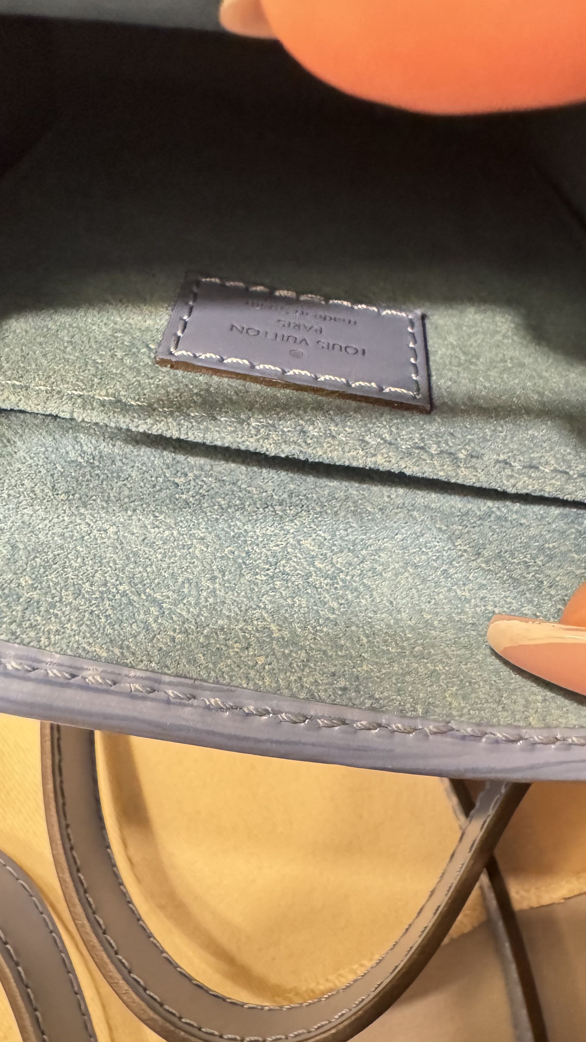 Louis Vuitton Louis Vuitton Petit Sac Plat Shoulder Bag Blue Epi Leather Size ONE SIZE - 1 Thumbnail