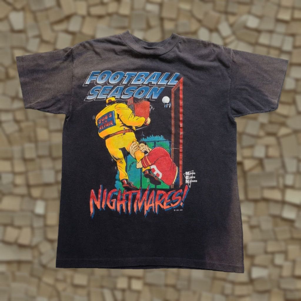 NFL VINTAGE 90s FOOTBALL SEASON NIGHTMARES 1991 BLACK T-SHIRT SZ M NFL Men Short Sleeve Crew Neck Cotton Size US M / EU 48-50 / 2 - 1 Thumbnail