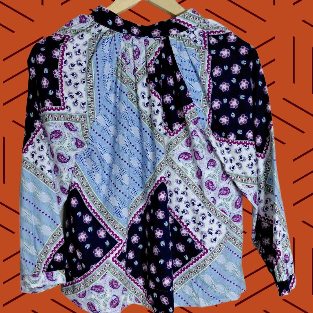 Loft LOFT Paisley Patchwork Blouse Multicolor Women Petite Long Sleeve XS V-Neck Shirt Size XS / US 0-2 / IT 36-38 - 1 Thumbnail
