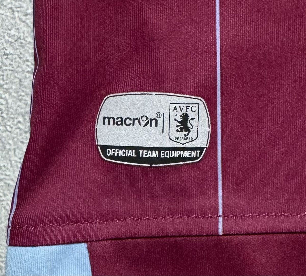 Macron Aston Villa 2014 2015 Home Shirt Soccer Jersey Macron Size US XL / EU 56 / 4 - 9 Thumbnail