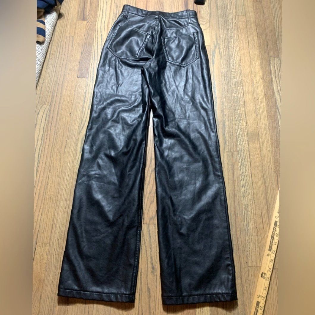 Abercrombie & Fitch Abercrombie & Fitch Jeans Ultra High Rise Faux Leather 0L Black Women 90s Relaxed Straight Jeans Size 25" / US 0 / IT 36 - 5 Thumbnail