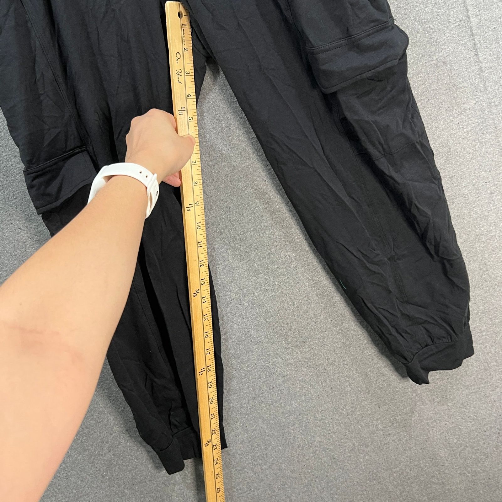 Other AnyBody Cozy Knit Cropped Cargo Jogger Jet Black, X-Small Size 26" / US 2 / IT 38 - 6 Thumbnail