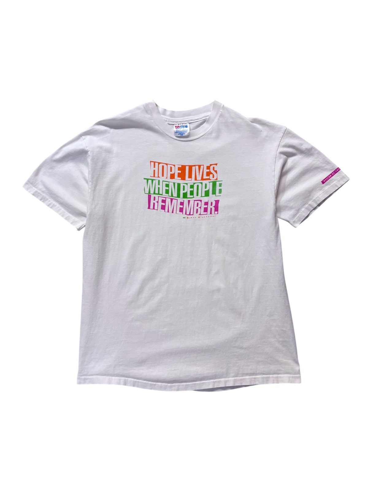 Vintage 90’s Hope Lives When People Remember Vintage Tee Size US L / EU 52-54 / 3 - 1 Thumbnail