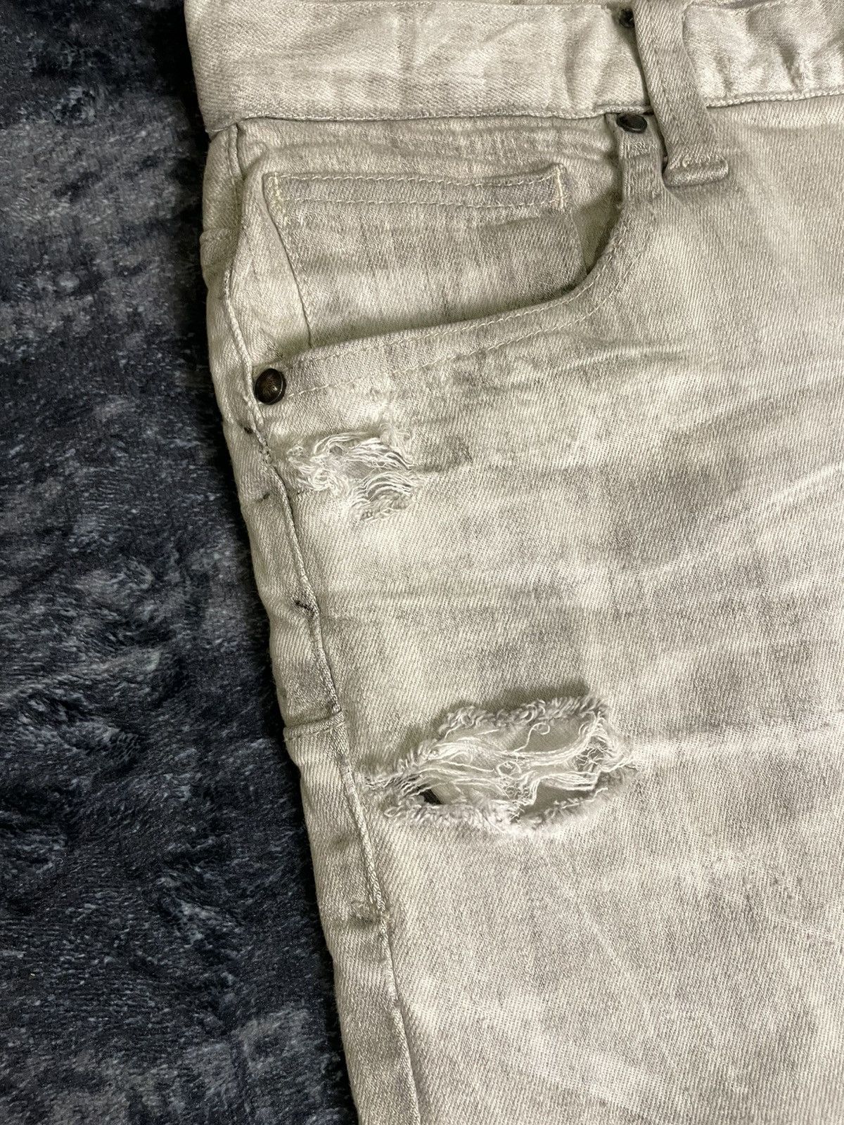 If Six Was Nine × Le Grande Bleu (L.G.B.) × Tornado Mart Tornado Mart Distressed Denim Size US 31 - 6 Thumbnail