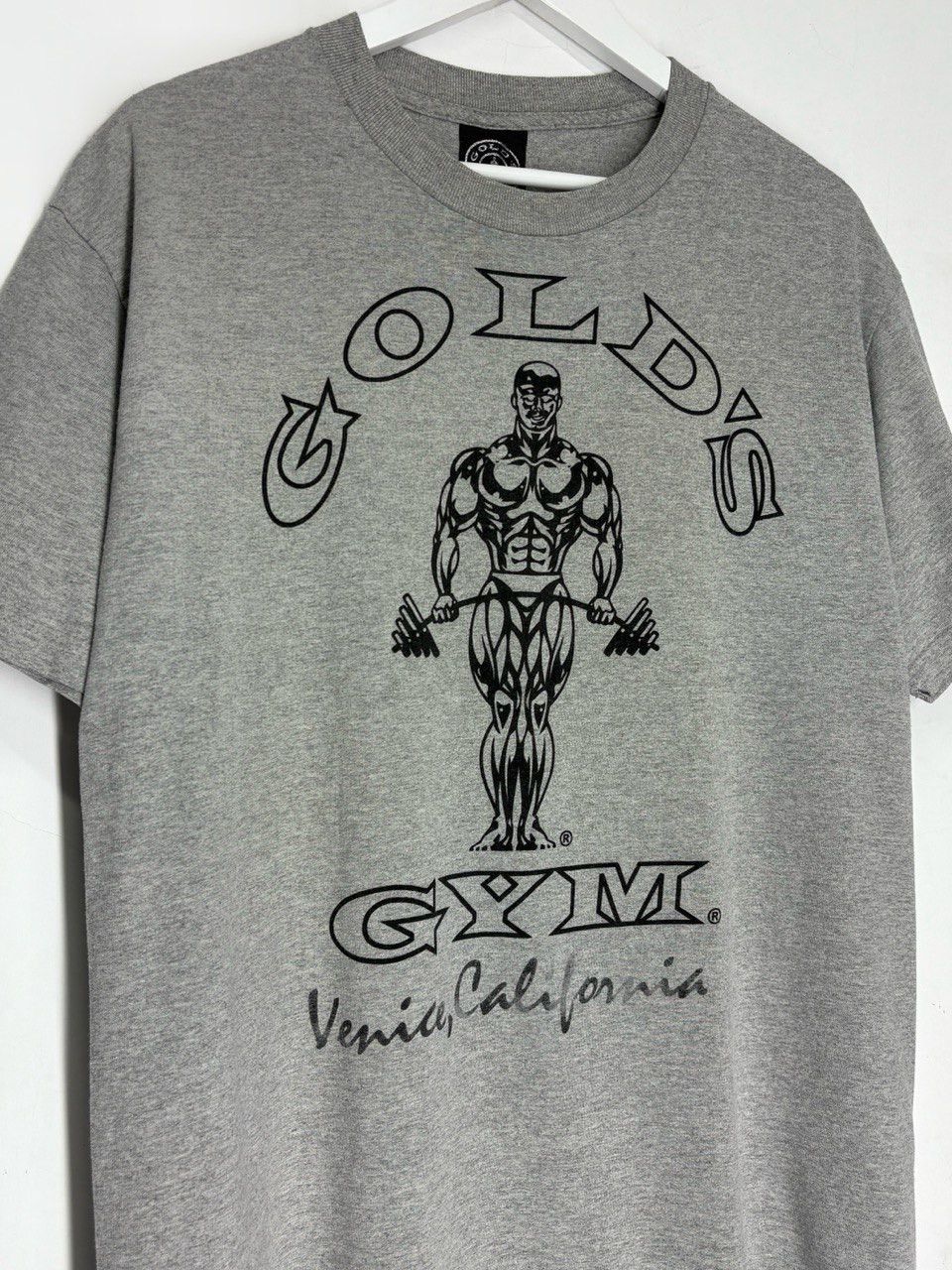 Vintage Vintage 80s Gold’s Gym Venice California T Shirt Size US M / EU 48-50 / 2 - 3 Thumbnail