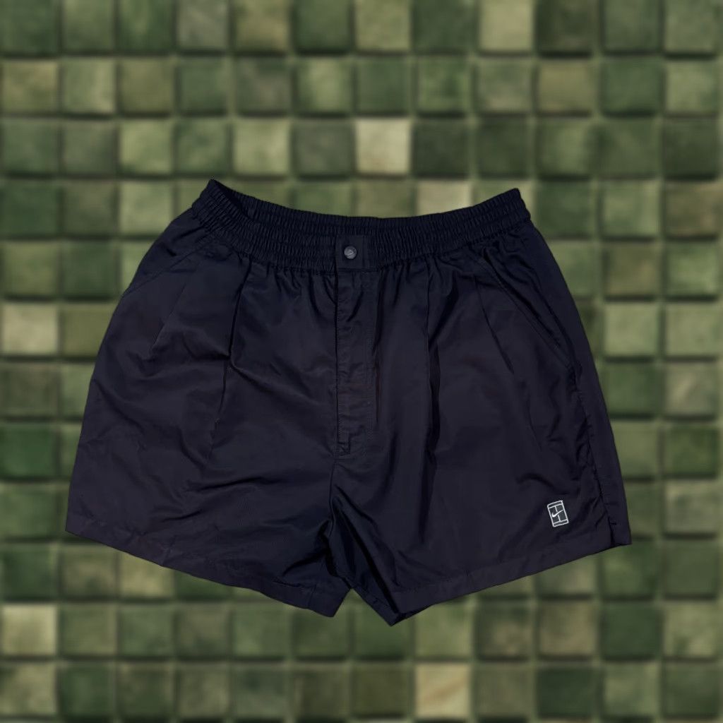 Nike VINTAGE Nike Bermuda Shorts Mens Size L Blue Tennis Agassi Challenge Court Size US 33 - 1 Thumbnail