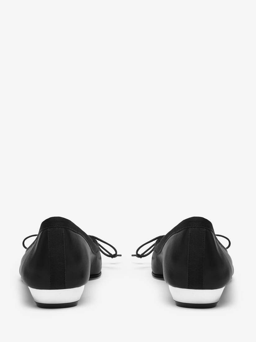Alexander McQueen o1w1db10925 Armadillo Ballet Flat in Black Size US 10 / IT 40 - 4 Thumbnail